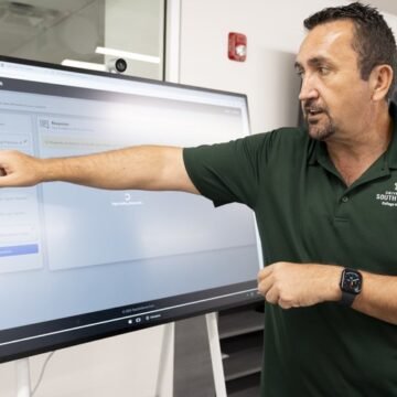 USF professor creates ‘teacher-driven’ AI platform to enhance classroom learning