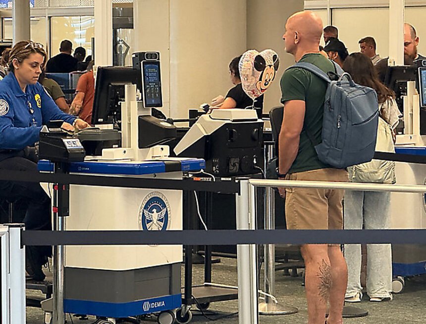 1024_n13_orlando_airport_shutdown Stress Sets In for Federal Workers at MCO Amid Government Shutdown